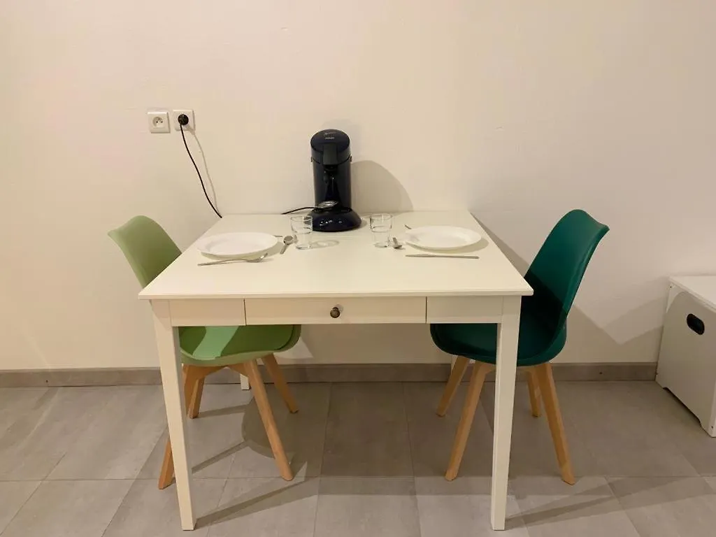 Appartement Tout Equipe A 6 Minutes De La Gare St Charles Marseille 0*,  France